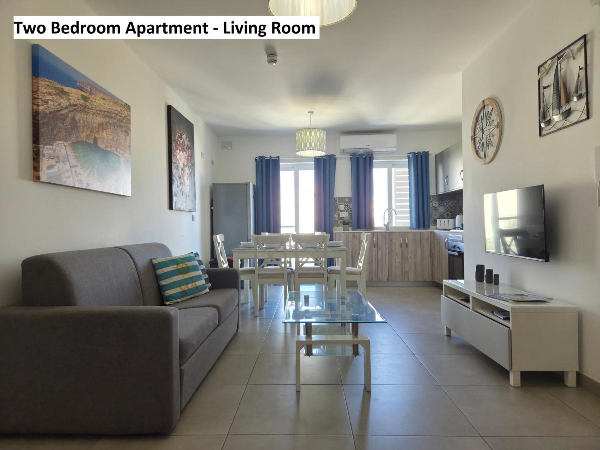 Blue Sky Apartments L-Imgarr Номер фото